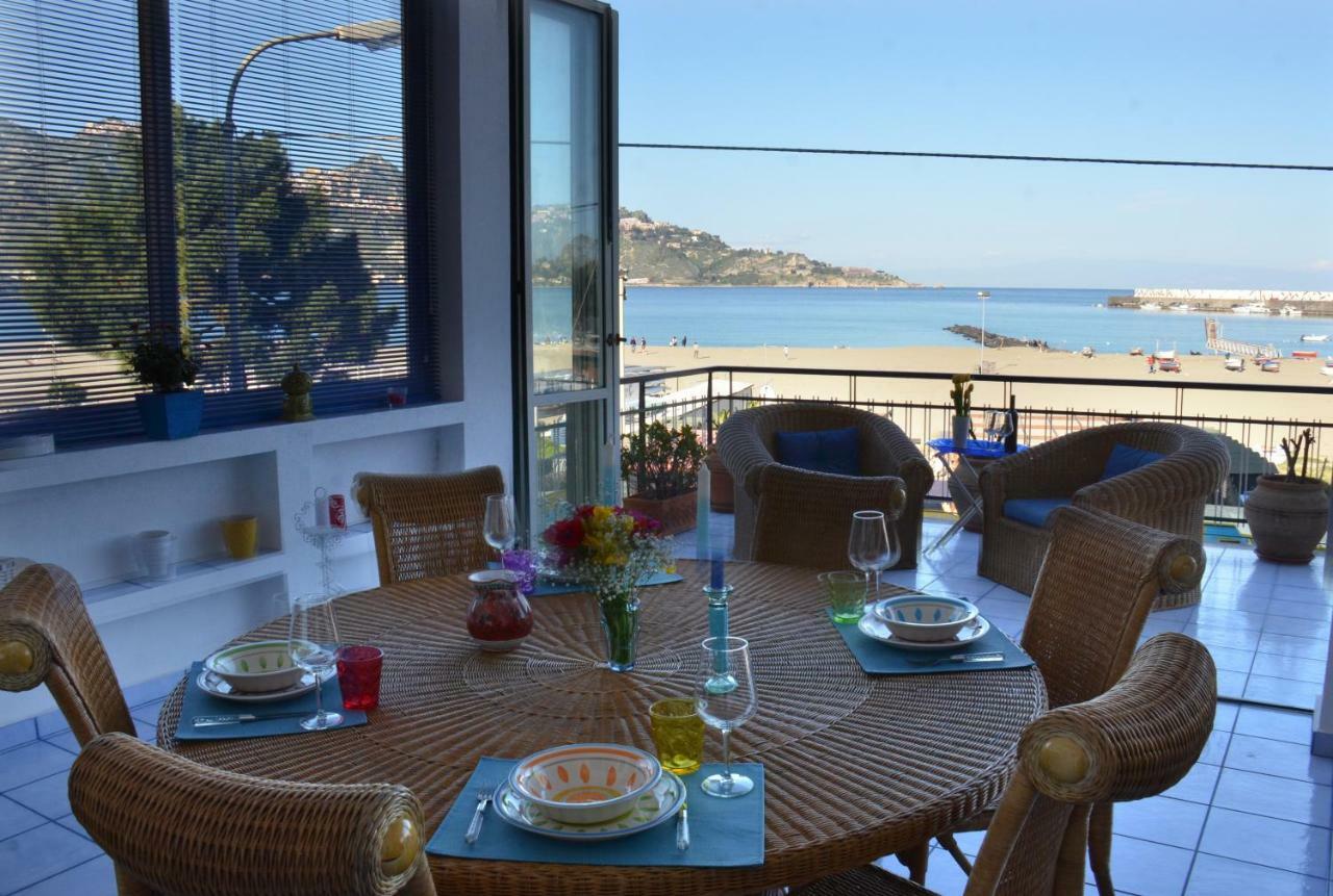 Terrazza Sul Mare Appartement Giardini-Naxos Buitenkant foto